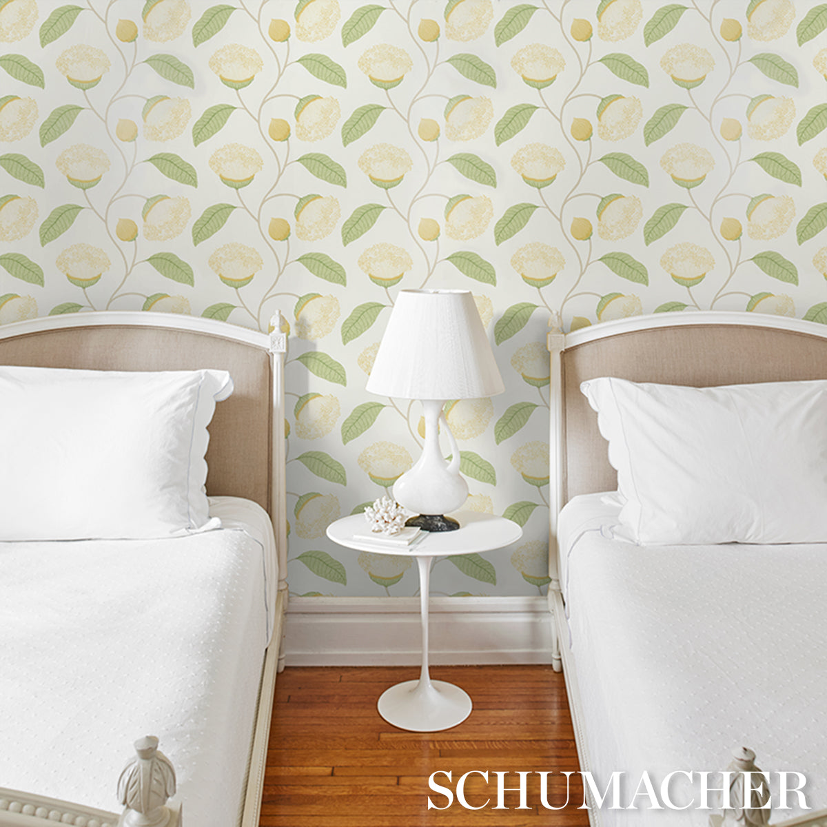 Celinda Citrus wallpaper by Schumacher, 5016362 — view 5 - Schumacher Wallpaper