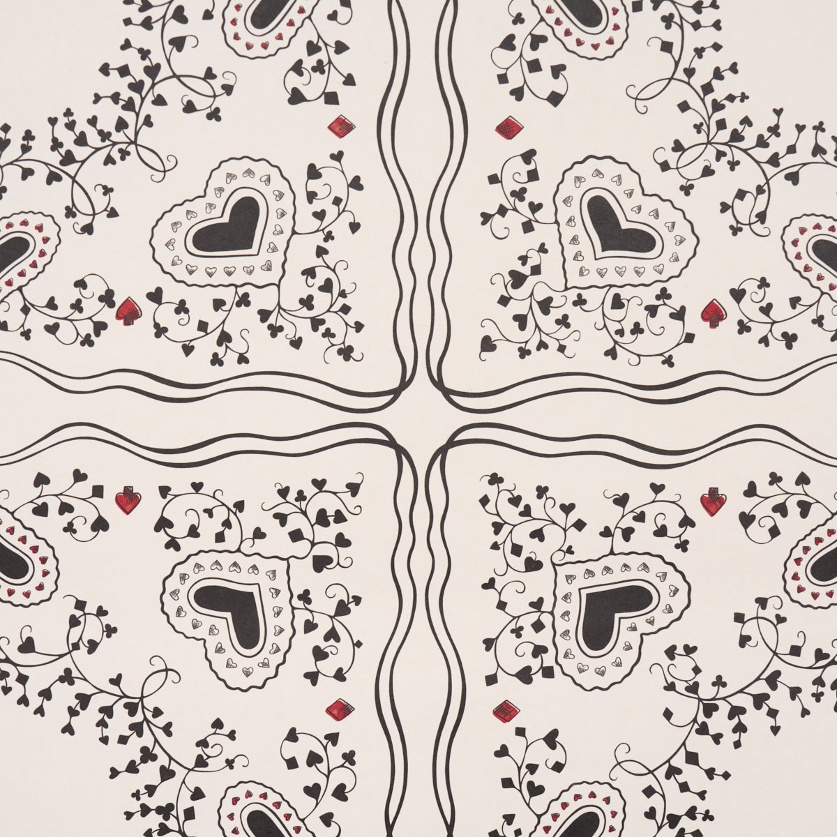 GARDEN-OF-HEARTS-BLACK-IVORY-SCHUMACHER-5017860