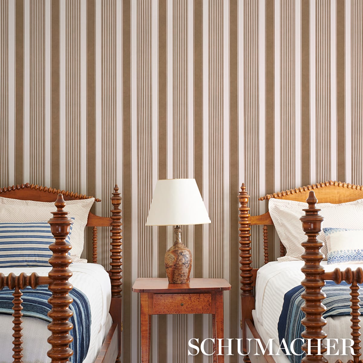 SUMMERVILLE-STRIPE-UMBER-SCHUMACHER-5018142 - Schumacher Wallpaper