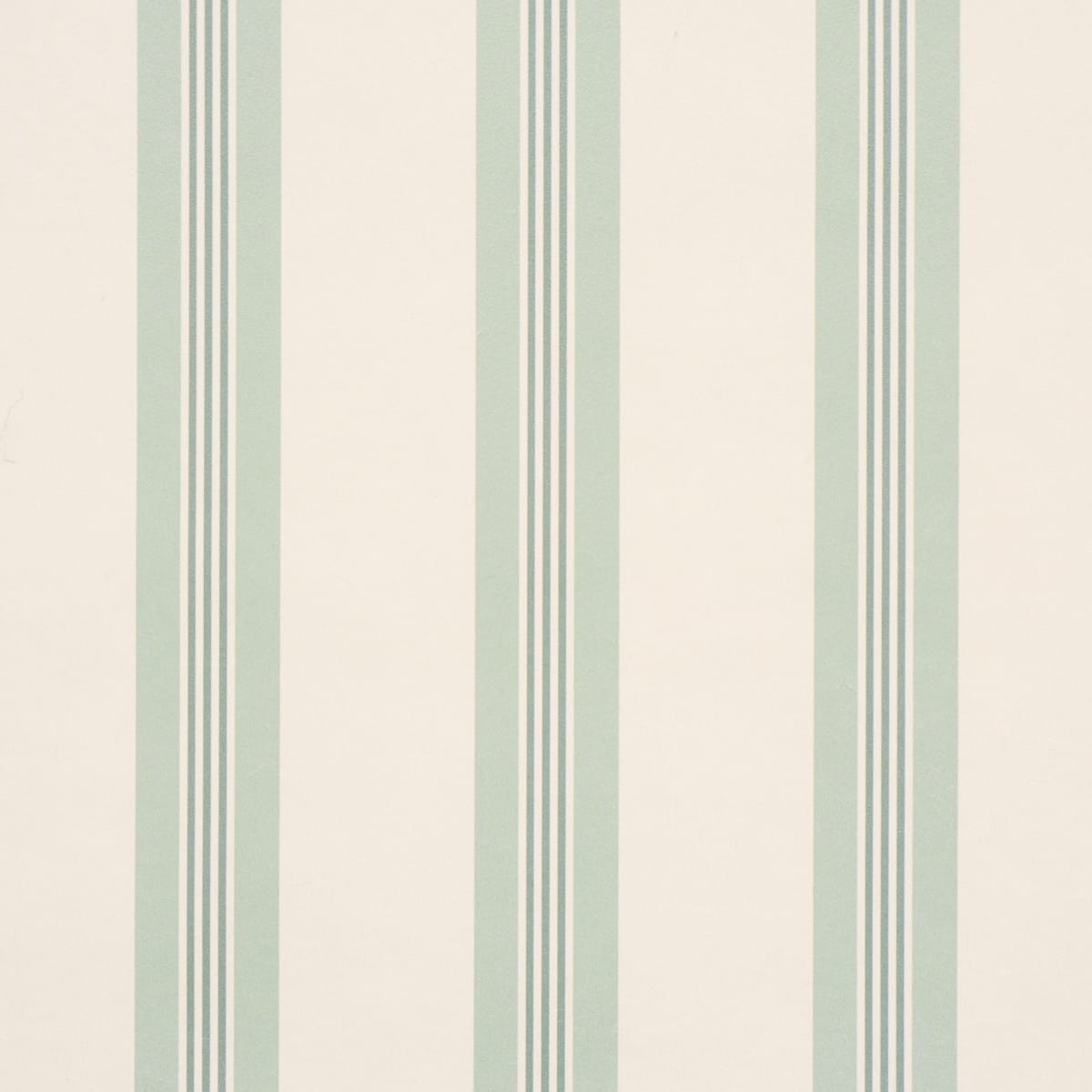 CHATHAM-STRIPE-CELADON-SCHUMACHER-5018175 - Schumacher Wallpaper