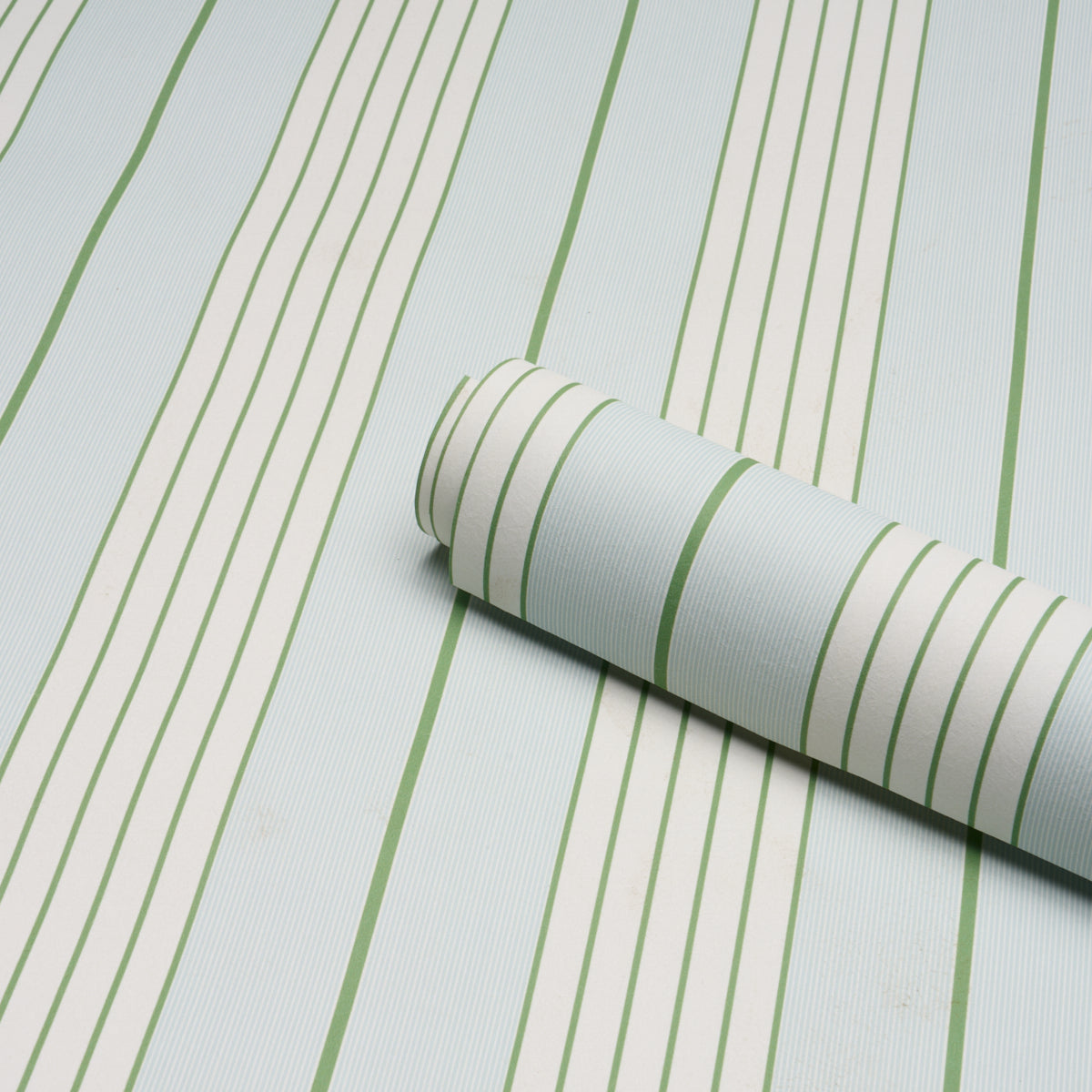AUDREY-STRIPE-SKY-LEAF-SCHUMACHER-5018180