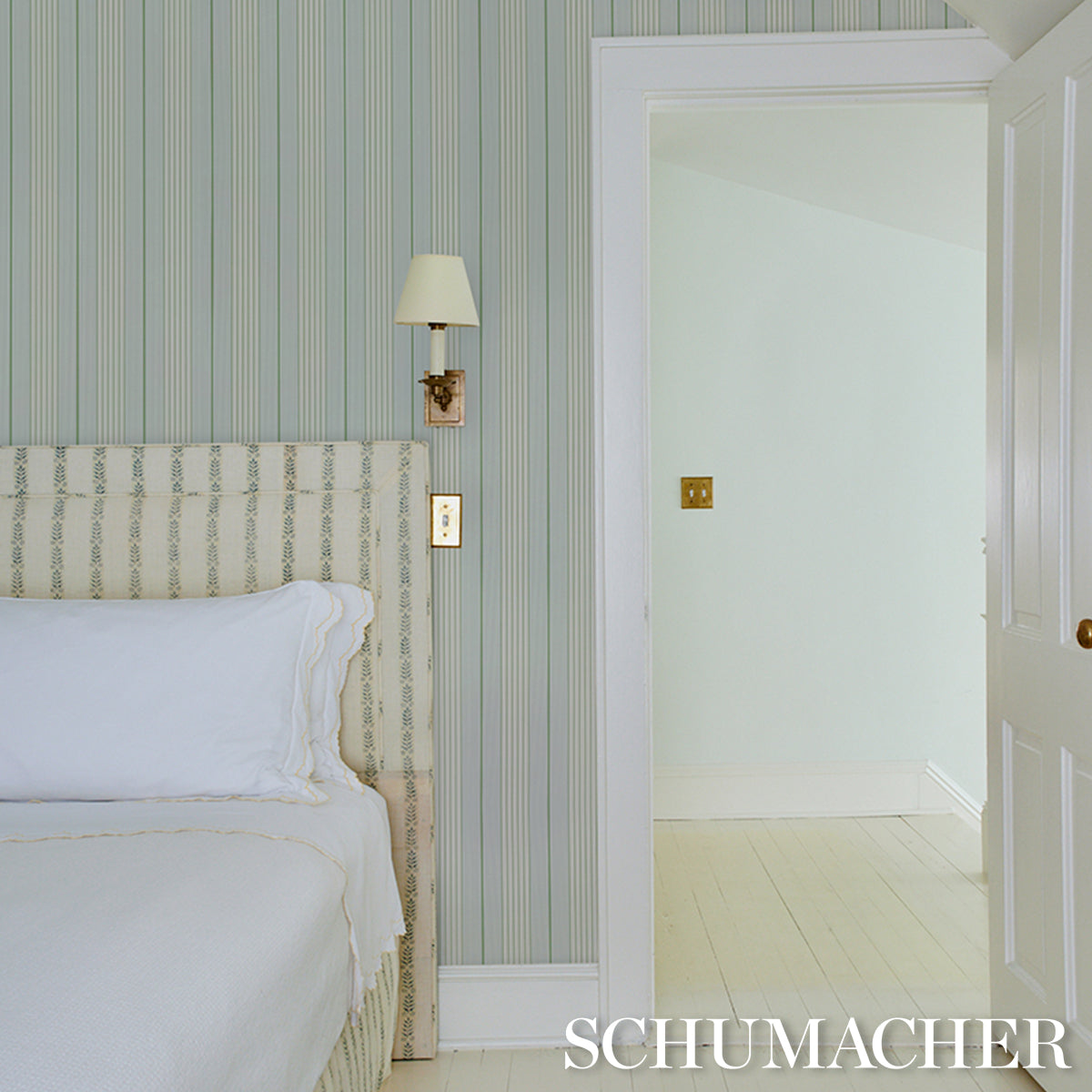 AUDREY-STRIPE-SKY-LEAF-SCHUMACHER-5018180 - Schumacher Wallpaper