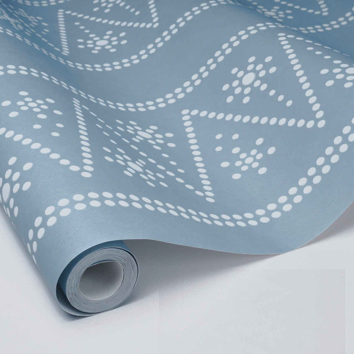 THE-PEARLIES-SOFT-BLUE-SCHUMACHER-5018372