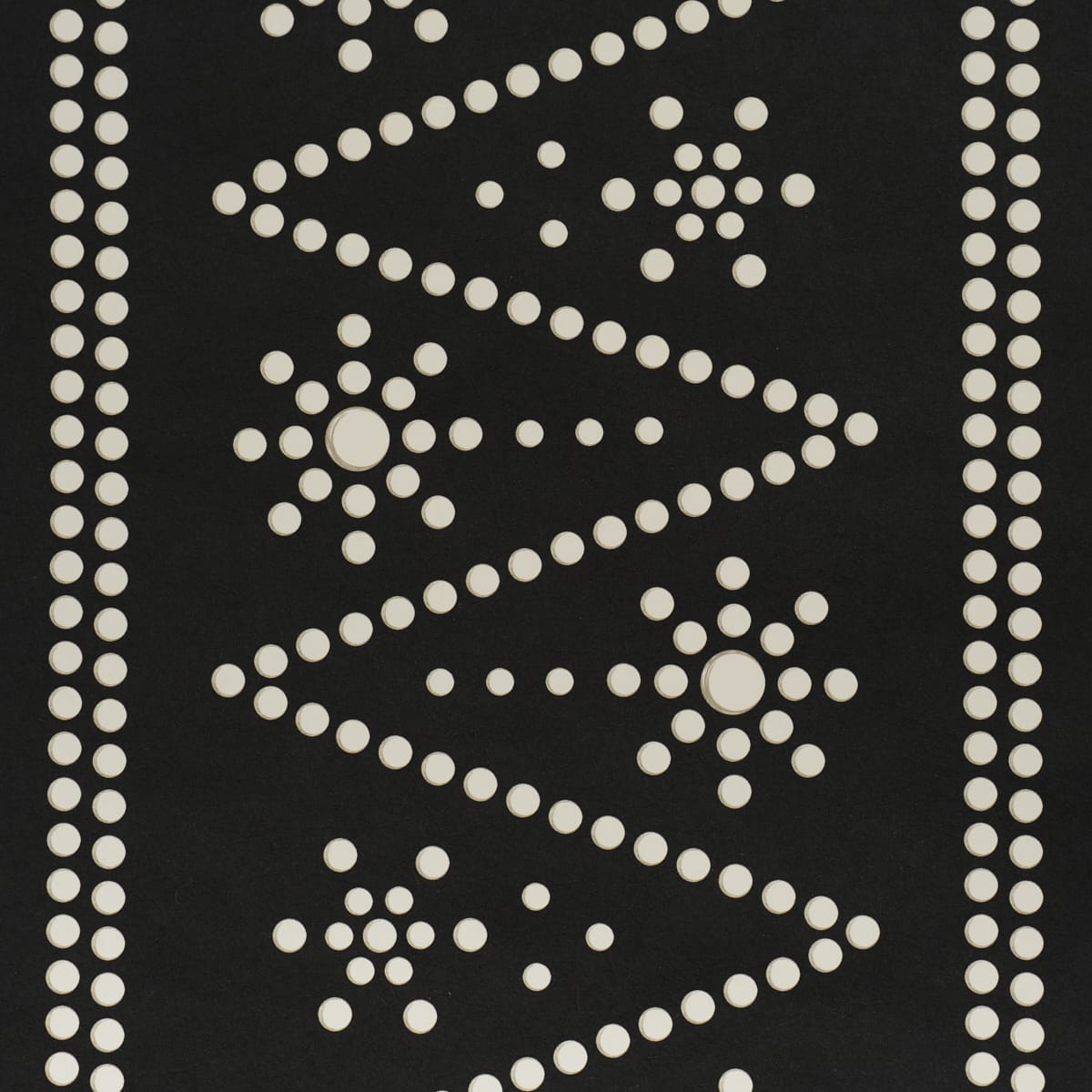 THE-PEARLIES-BLACK-SCHUMACHER-5018373 - Schumacher Wallpaper