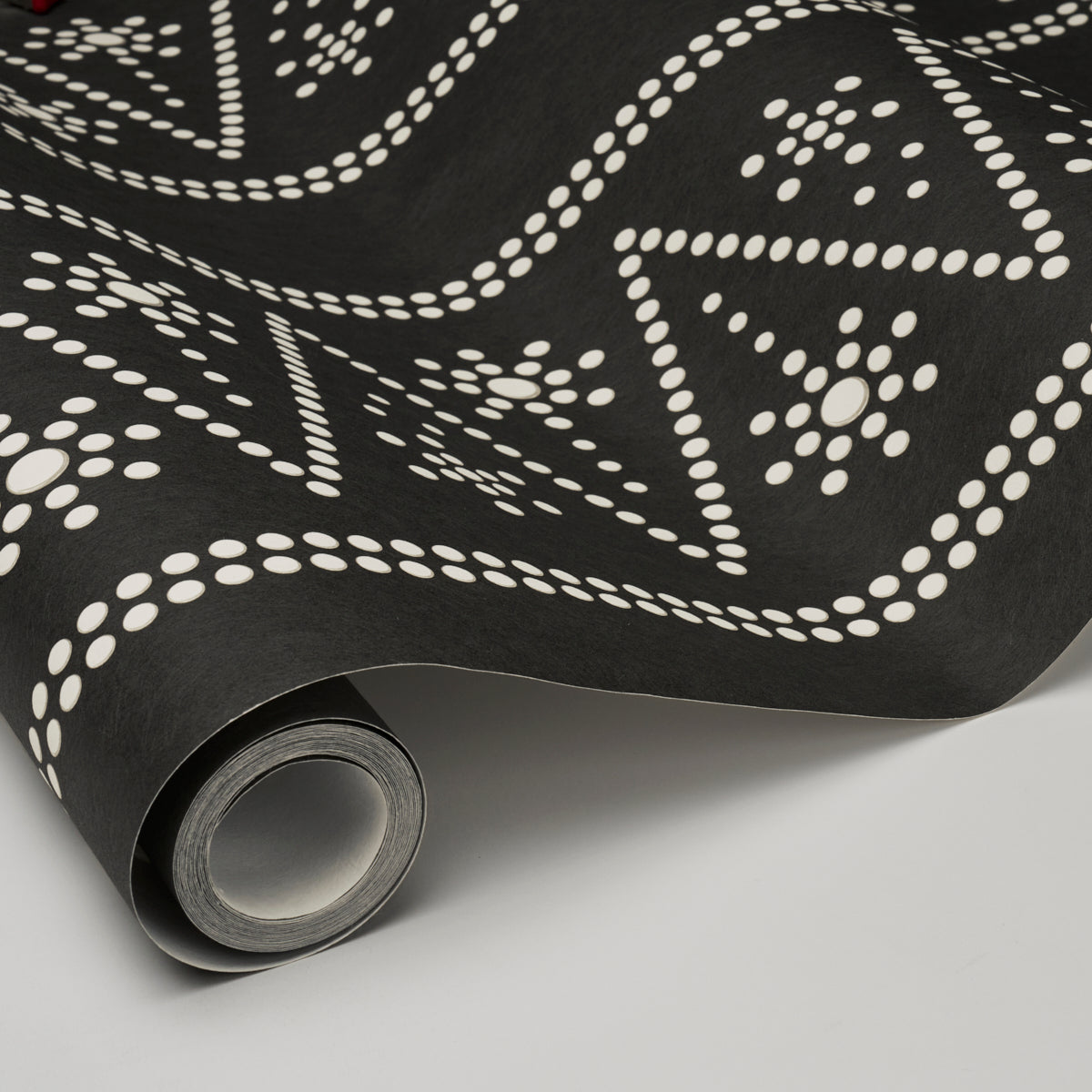 THE-PEARLIES-BLACK-SCHUMACHER-5018373