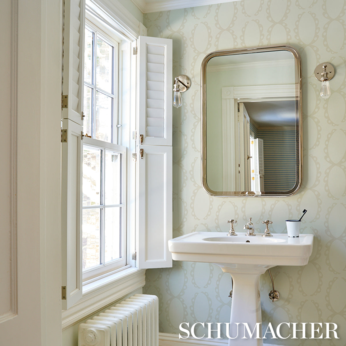 THE-SAINTS-WARM-WHITE-SCHUMACHER-5018380 - Schumacher Wallpaper