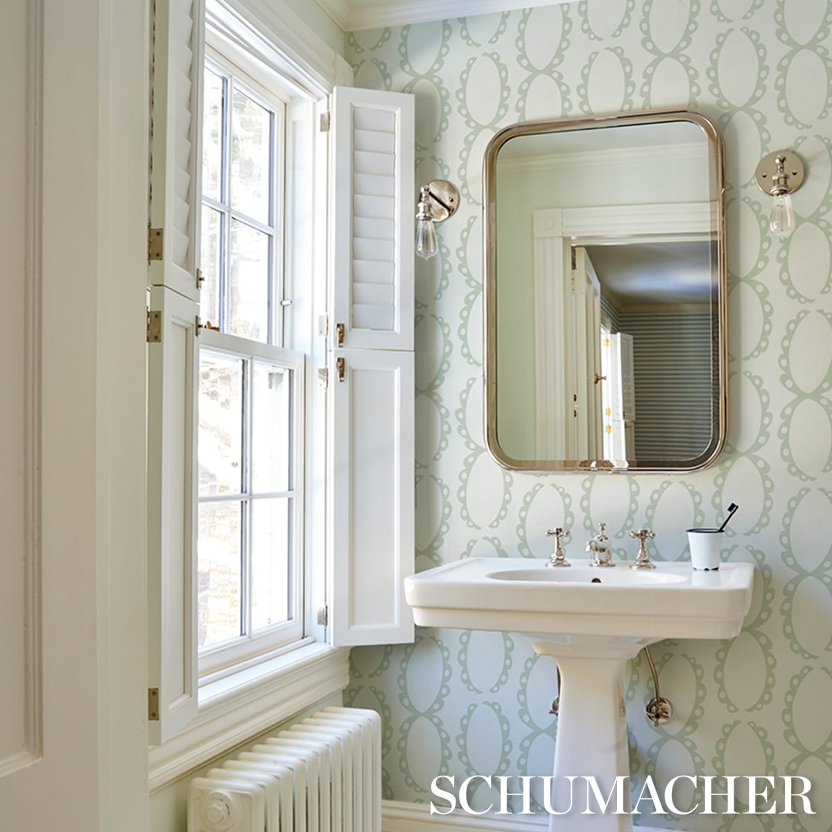 THE-SAINTS-COOL-GREEN-SCHUMACHER-5018382 - Schumacher Wallpaper