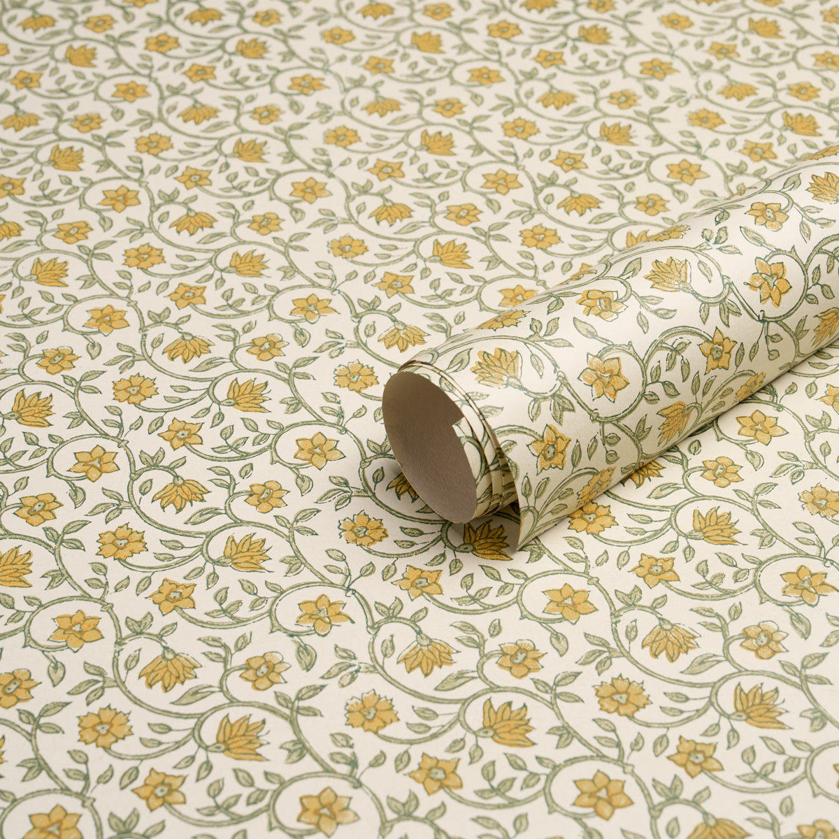 Schumacher Malaya Hand-Block Print wallpaper in Yellow, 5018461 — view 4 - Schumacher Wallpaper