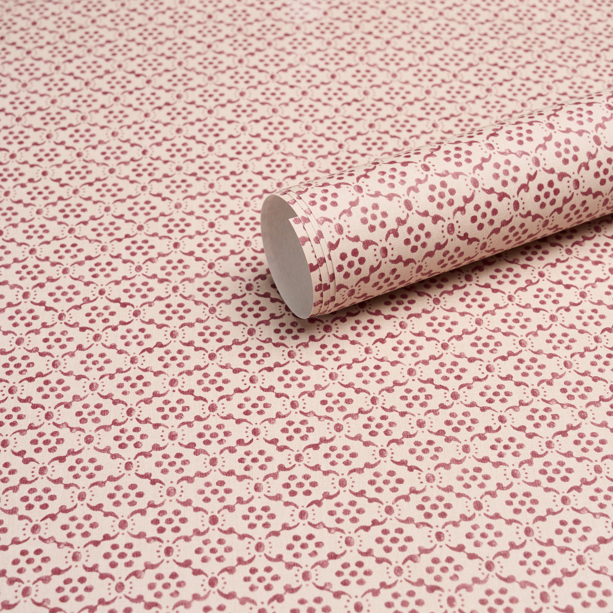 Schumacher Laksha wallpaper in Red, 5018482 — view 4 - Schumacher Wallpaper
