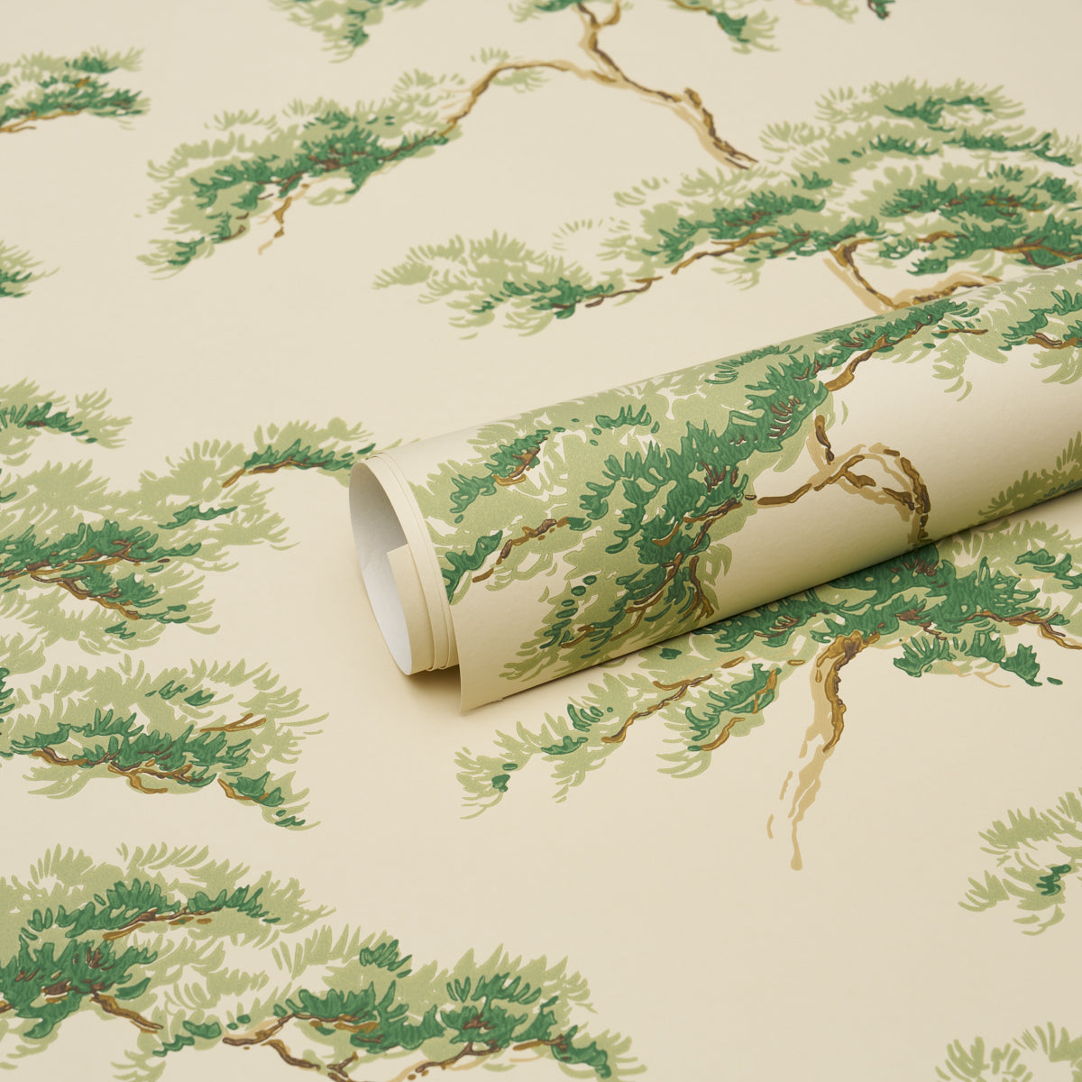 Schumacher The Way Through The Woods wallpaper in Moss, 5018631 — view 4 - Schumacher Wallpaper