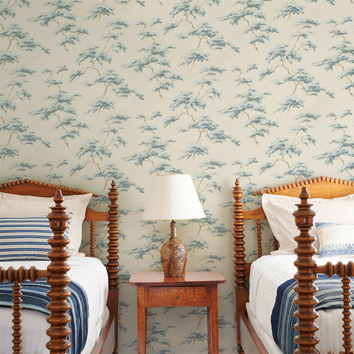 Schumacher The Way Through The Woods wallpaper in Blue, 5018632 — view 5 - Schumacher Wallpaper