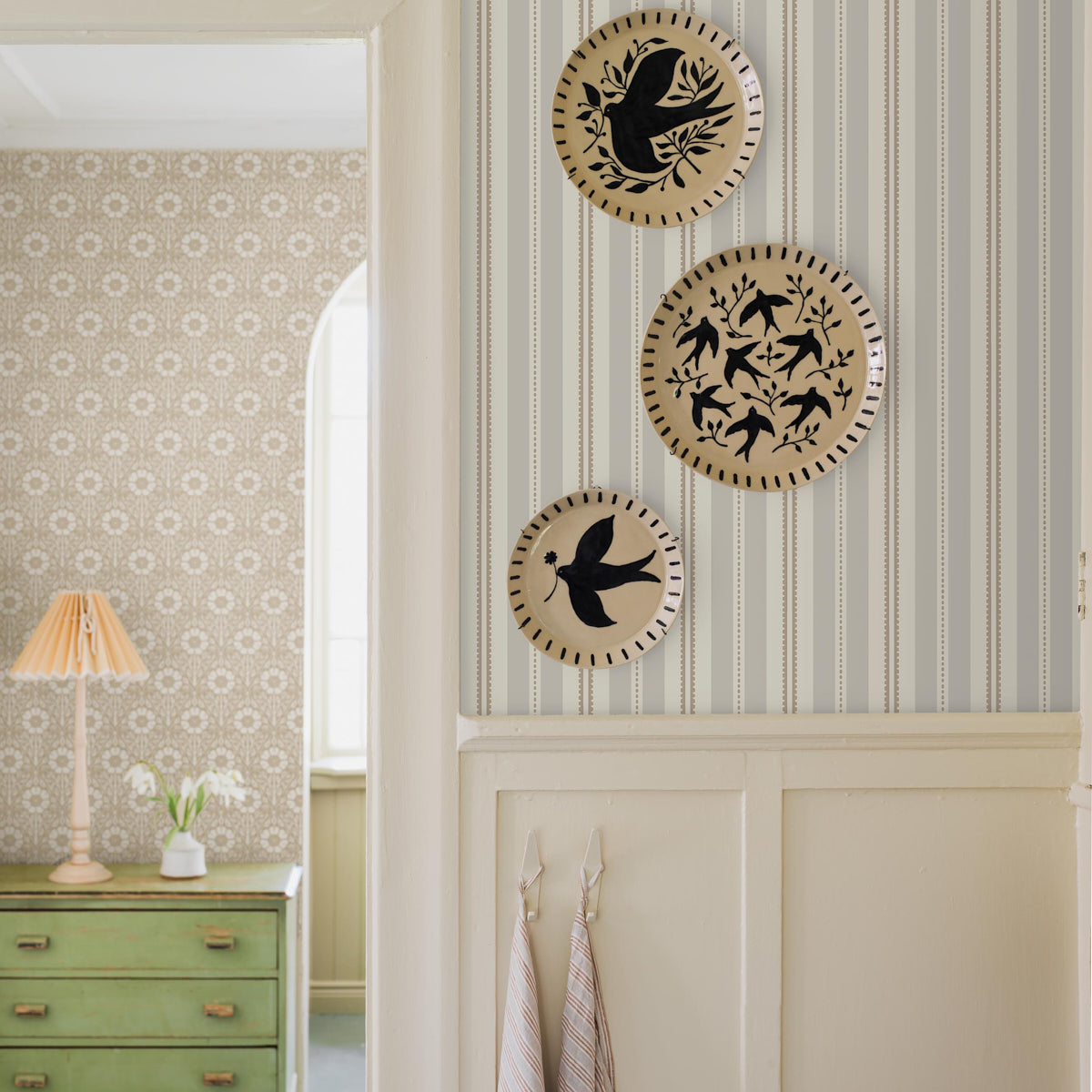 HEDDA-STONE-AND-TAUPE-SCHUMACHER-5818