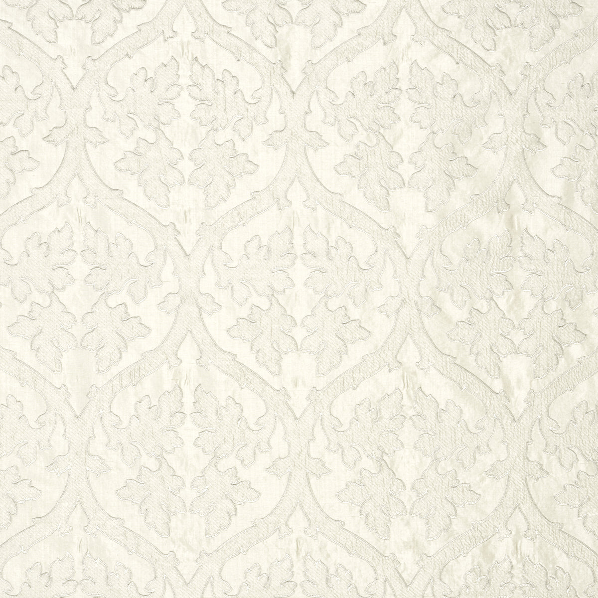 RAVENNA-EMBROIDERY-SILVER-SCHUMACHER-64743