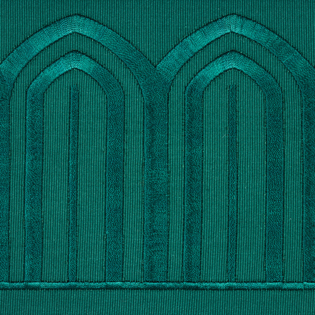 ARCHES-EMBROIDERED-TAPE-WIDE-EMERALD-SCHUMACHER-70779 - Schumacher Recortar
