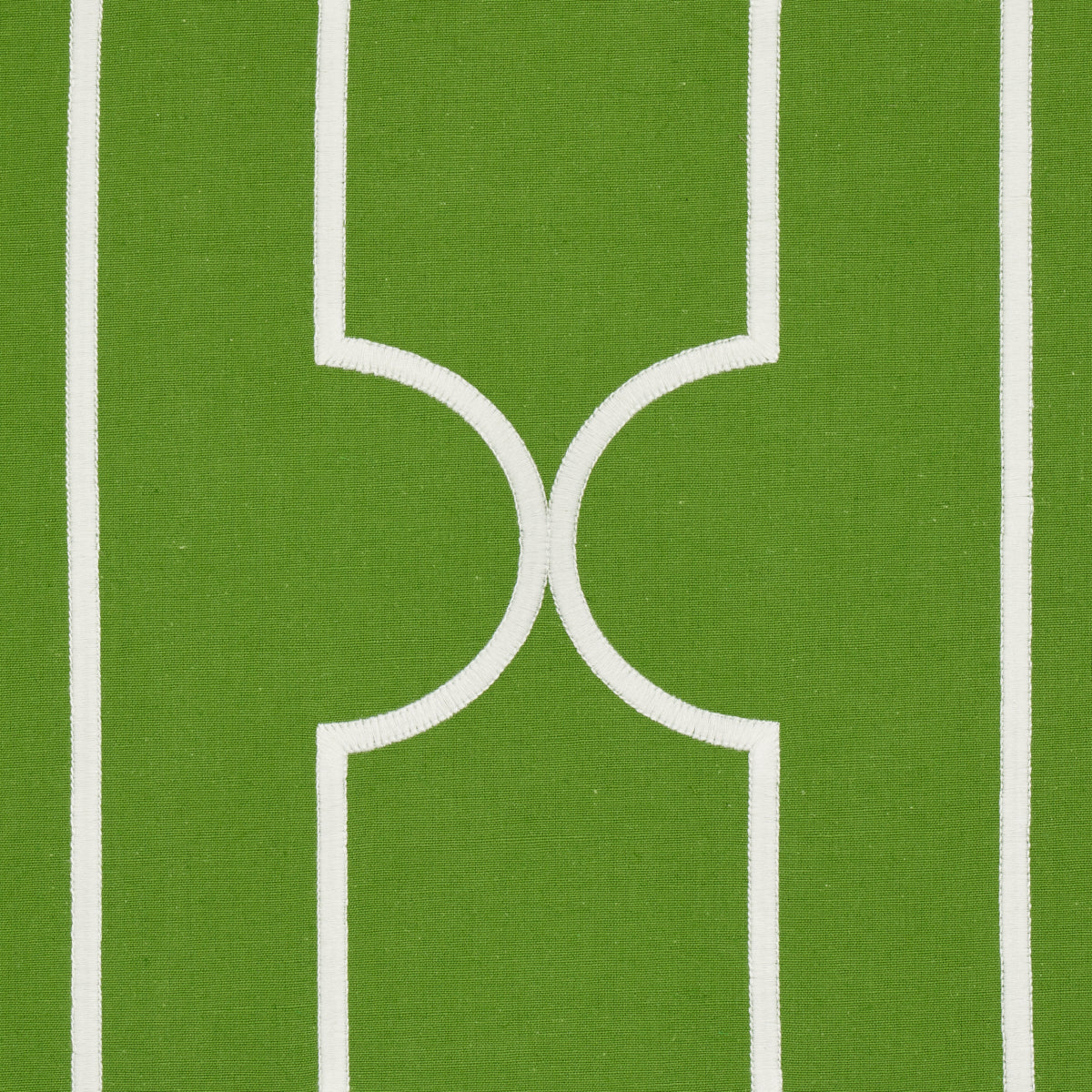 LIMITLESS-LATTICE-LEAF-SCHUMACHER-73070