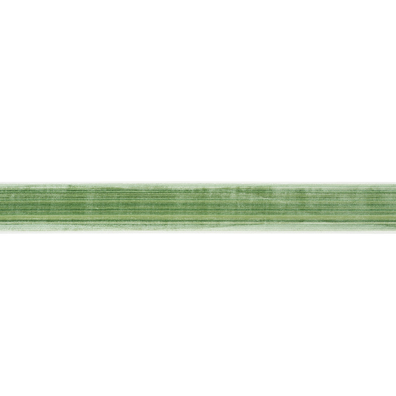GASPARD-VELVET-TAPE-WIDE-EMERALD-SCHUMACHER-74244 - Schumacher Trim