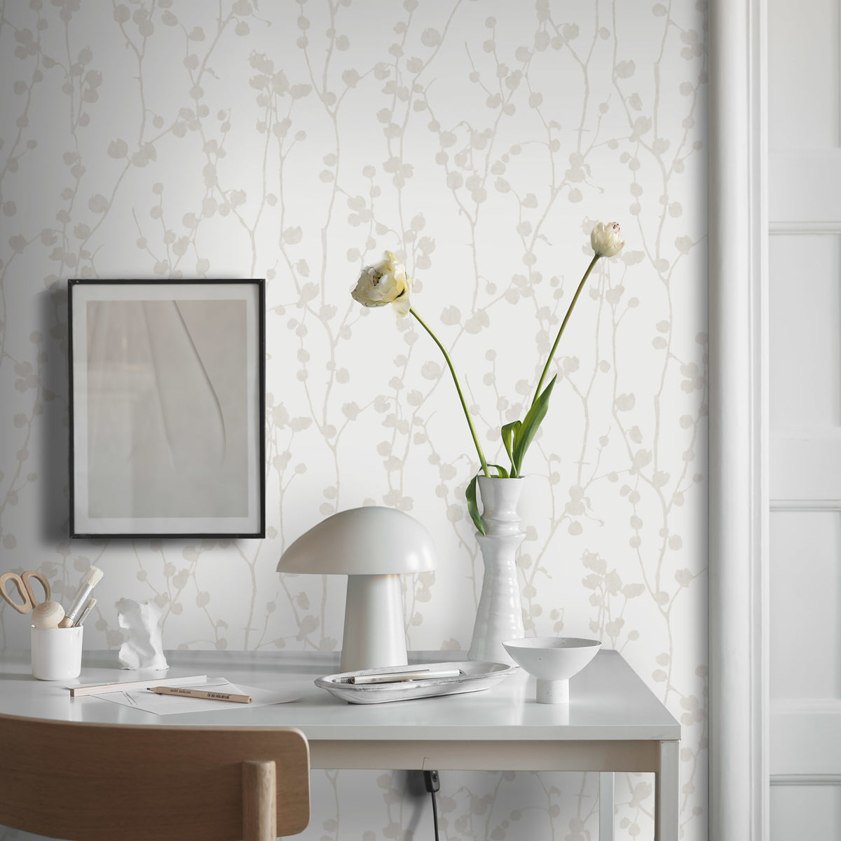 Disa Bone wallpaper by Schumacher, 7426 — view 3 - Schumacher Wallpaper
