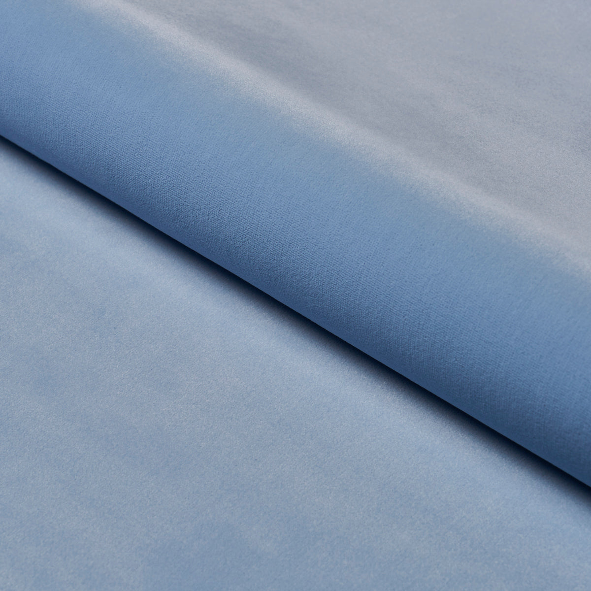 ALISTAIR-INDOOR-OUTDOOR-VELVET-SKY-SCHUMACHER-75386 - Schumacher Fabric