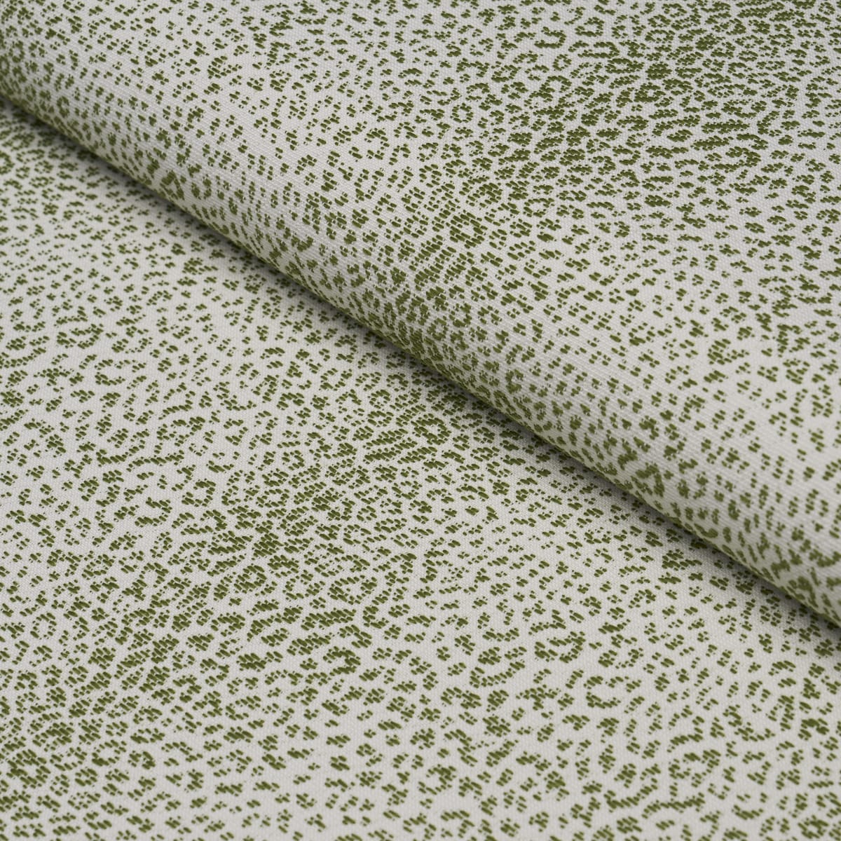 MINI-LEOPARD-OUTDOOR-GREEN-SCHUMACHER-75439 - Schumacher Fabric