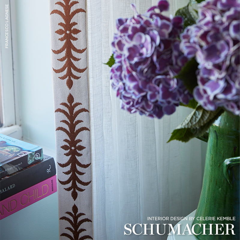 ACANTHUS-TAPE-NUTMEG-SCHUMACHER-75440 - Schumacher Recortar