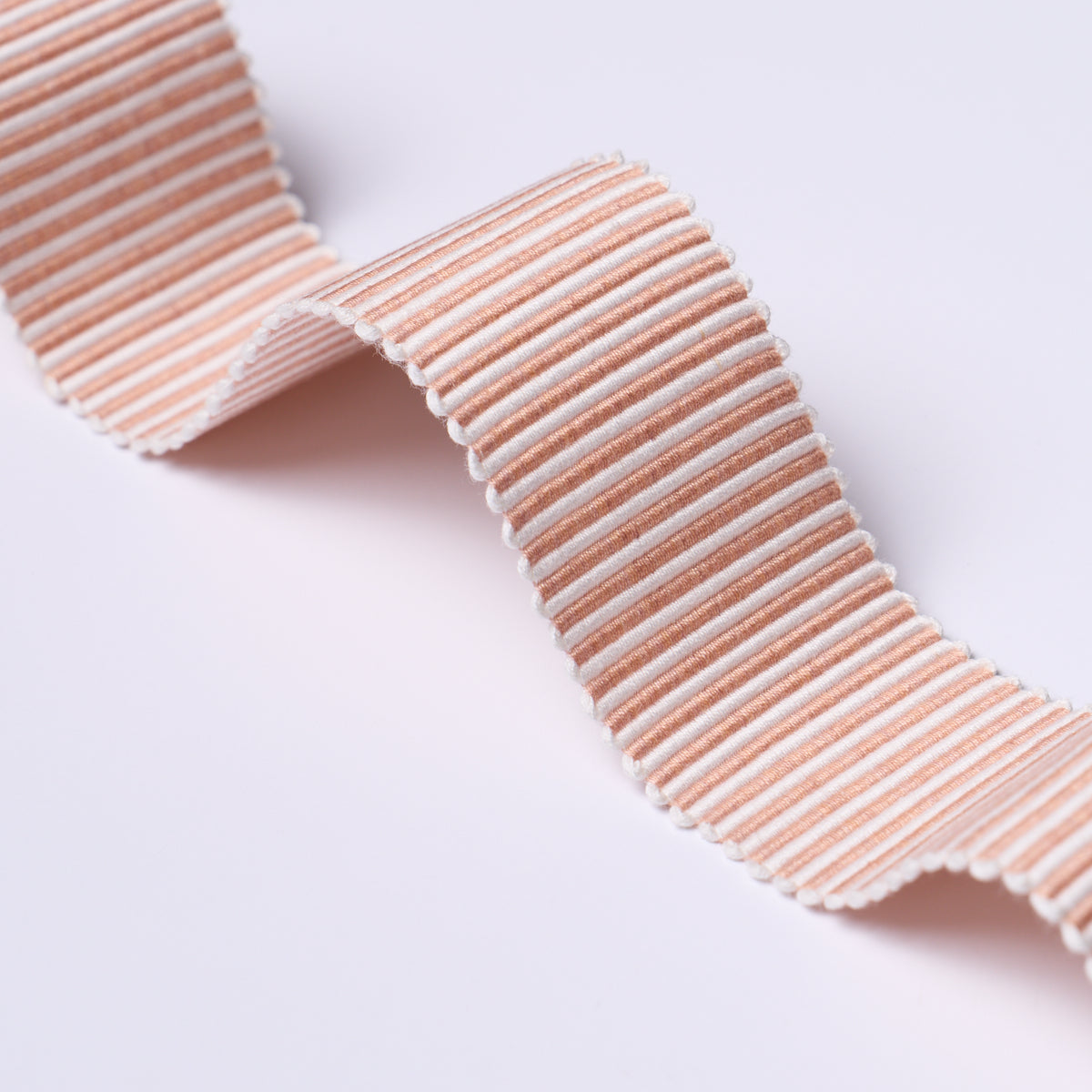 KNOX-TAPE-BLUSH-SCHUMACHER-75586 - Schumacher Recortar