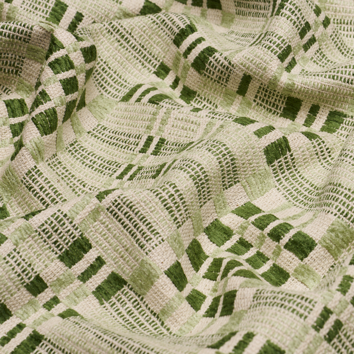 BRIMFIELD-LEAF-SCHUMACHER-76944 - Schumacher Fabric