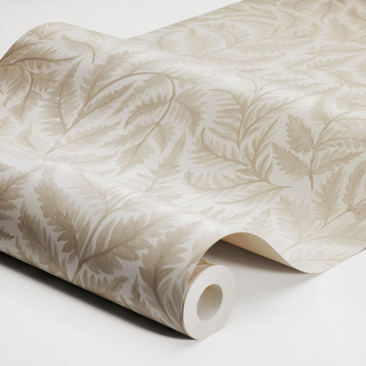 Ferns - Natural - Schumacher 7789 Wallpaper - Schumacher Wallpaper