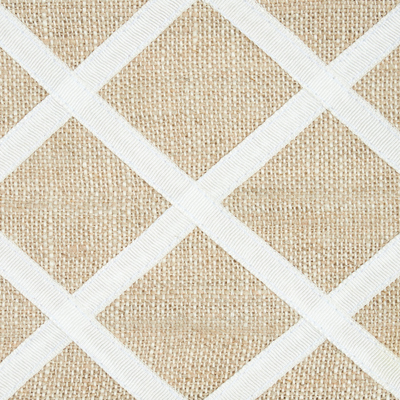 ZELLA-APPLIQUD-TAPE-NATURAL-SCHUMACHER-79442 - Schumacher Recortar