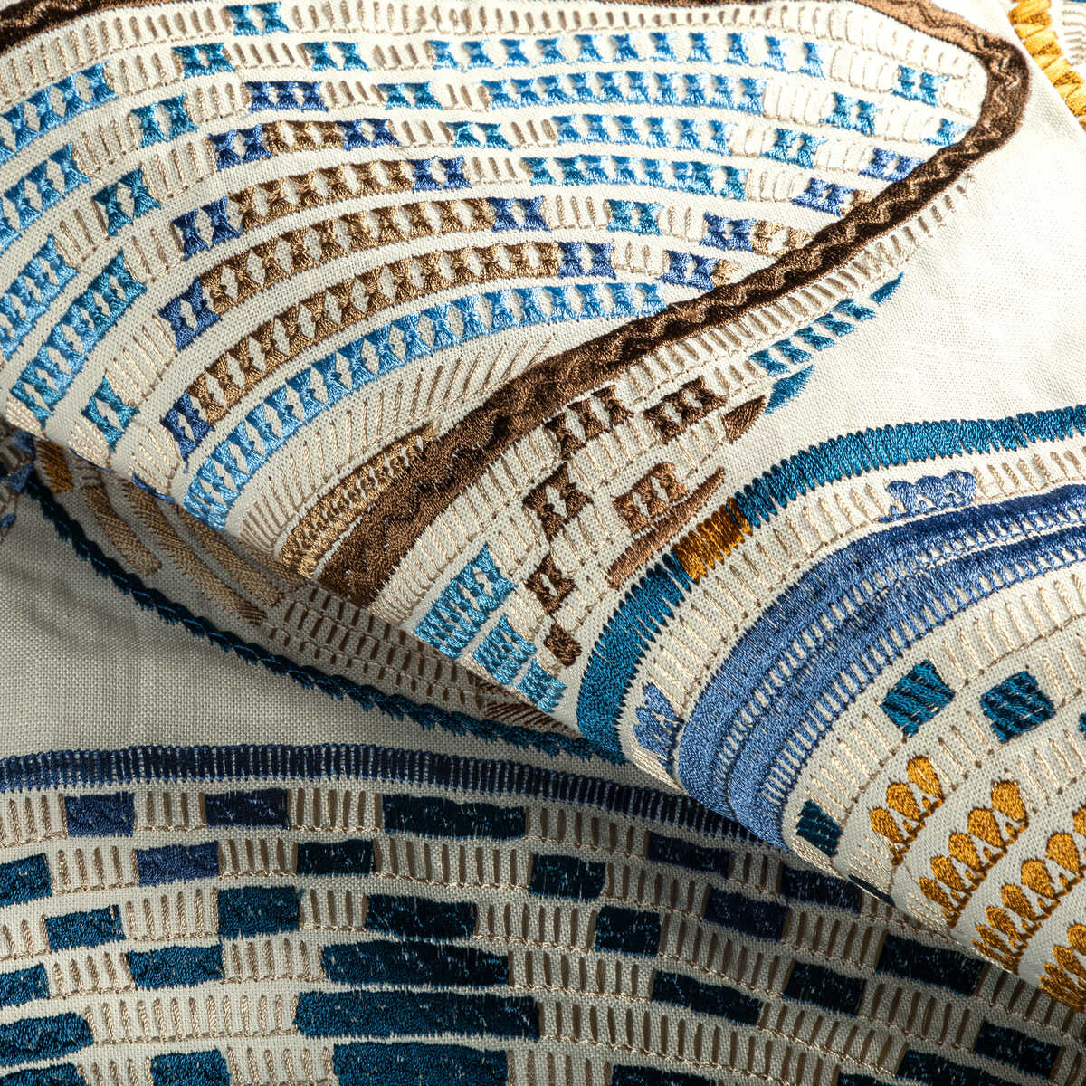 Bendi Emb - Blue - BRUNSCHWIG & FILS Fabric