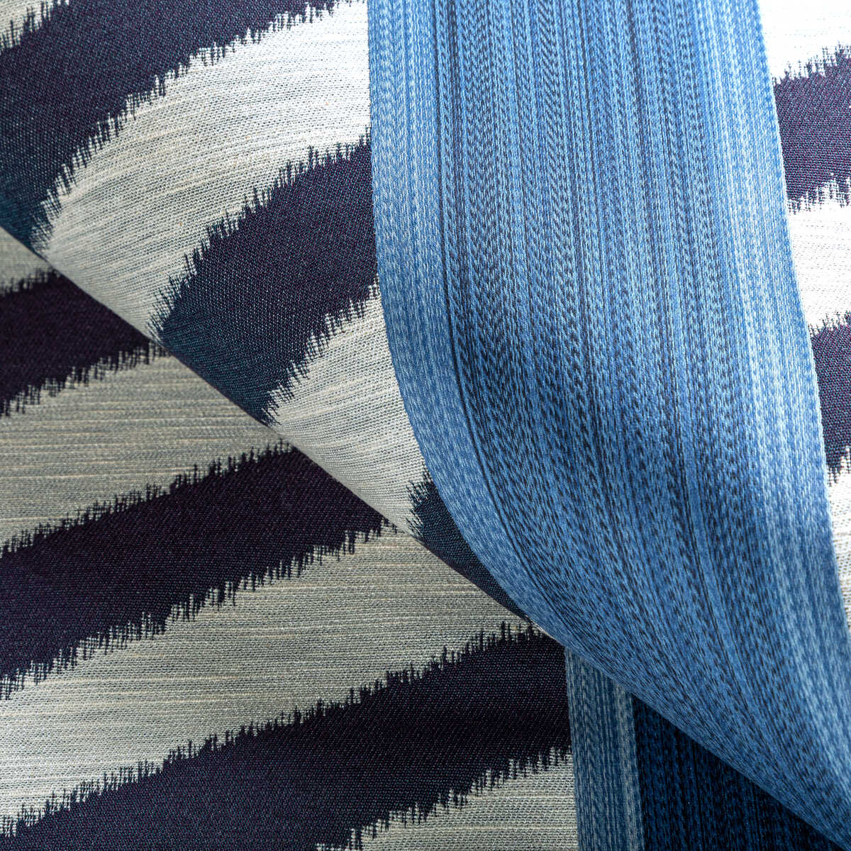 Mnemba Woven - Indigo - BRUNSCHWIG & FILS Fabric