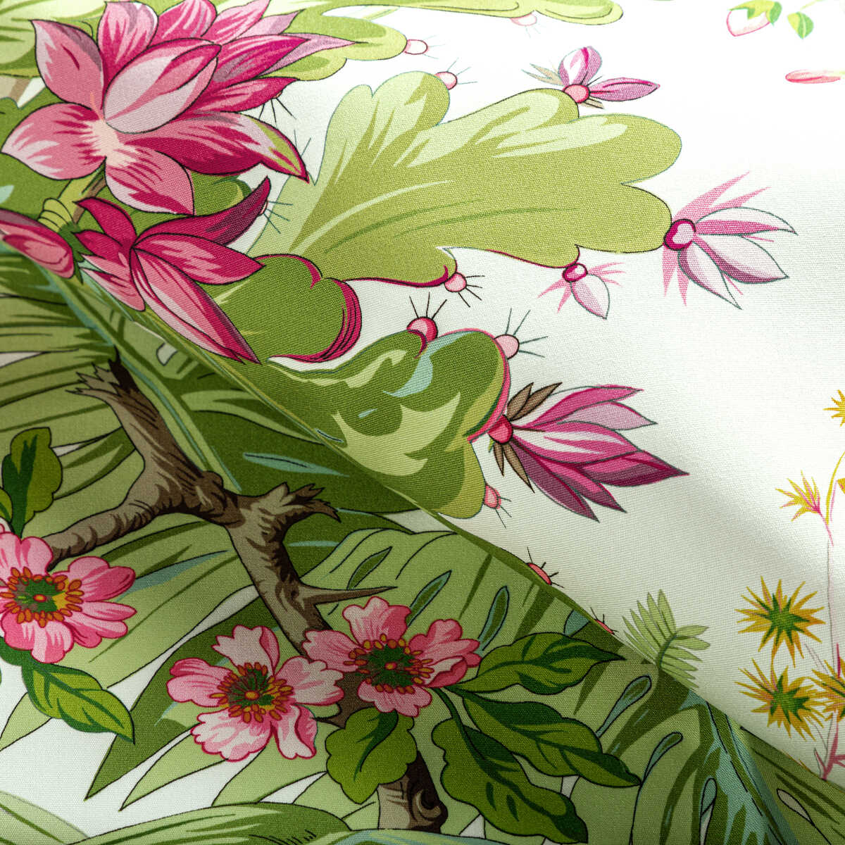 Majorelle Print - Spring - BRUNSCHWIG & FILS Fabric