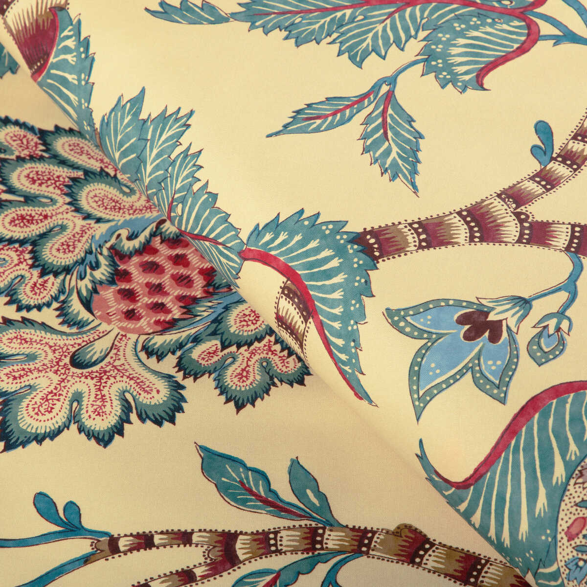 Cadenet Print - Beige/Teal - BRUNSCHWIG & FILS Fabric