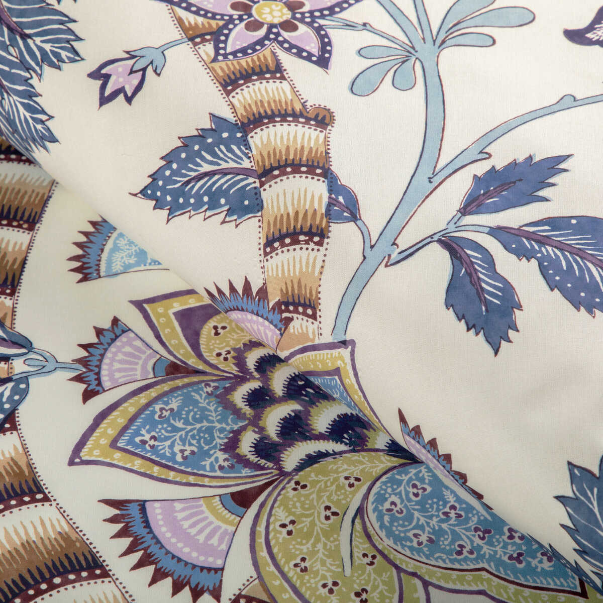 Cadenet Print - Blue/Gold - BRUNSCHWIG & FILS Fabric