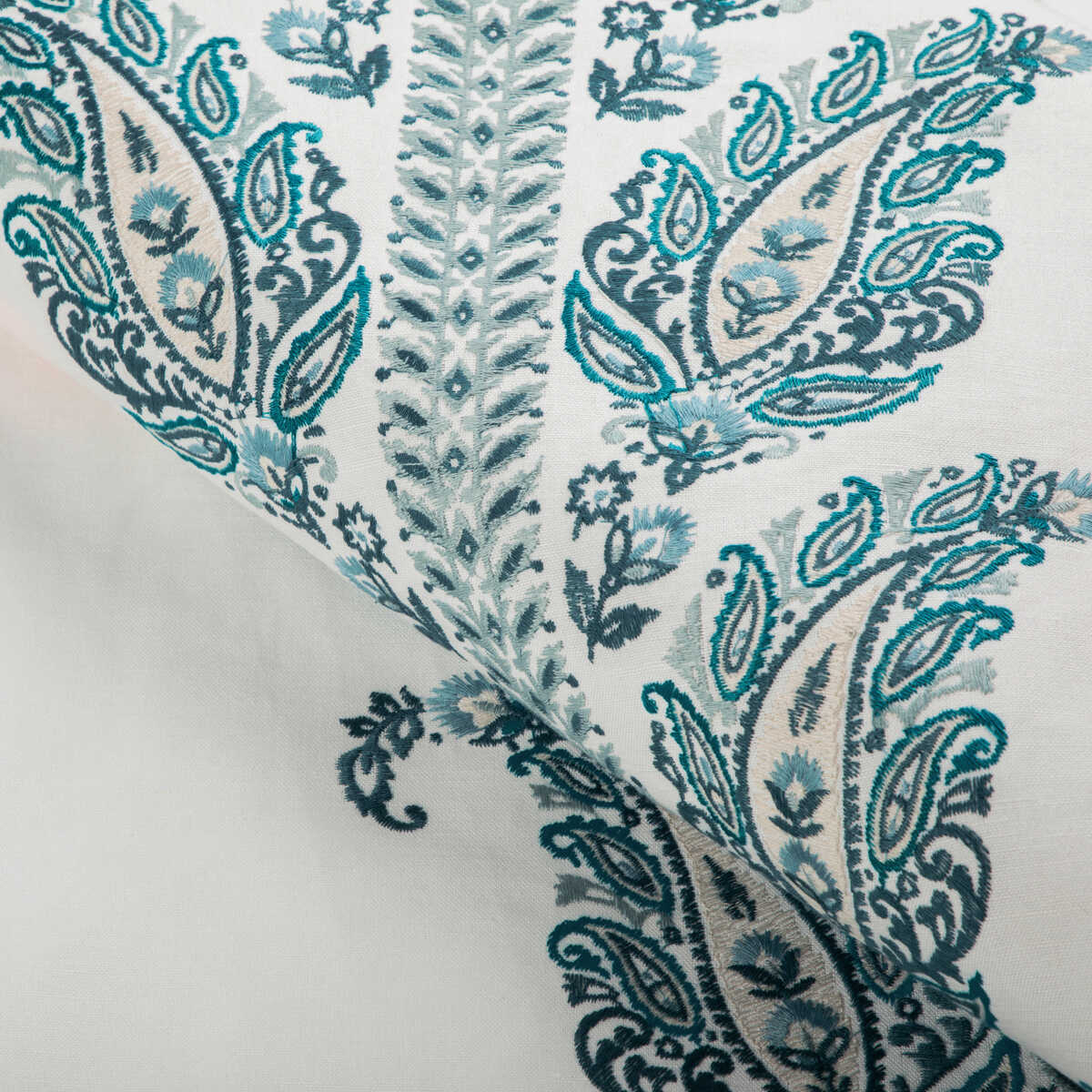 Yara Paisley Emb - Lagoon - BRUNSCHWIG & FILS Fabric
