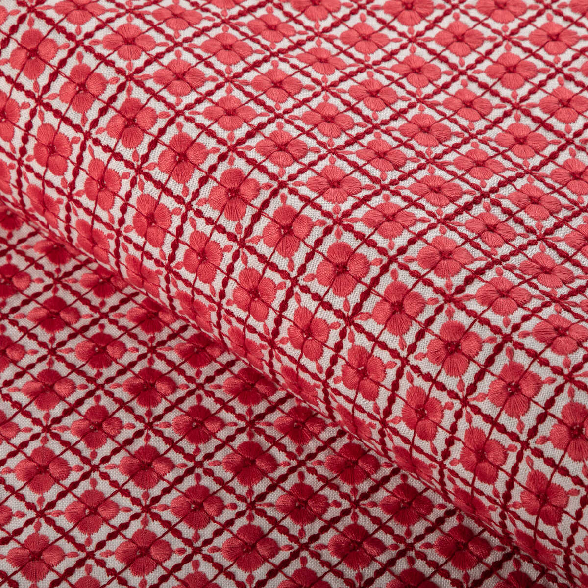Ines Emb - Red - BRUNSCHWIG & FILS Fabric