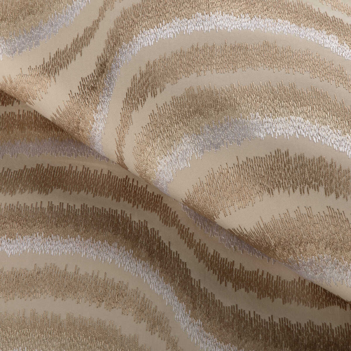 Du Son Emb - Beige - BRUNSCHWIG & FILS Fabric