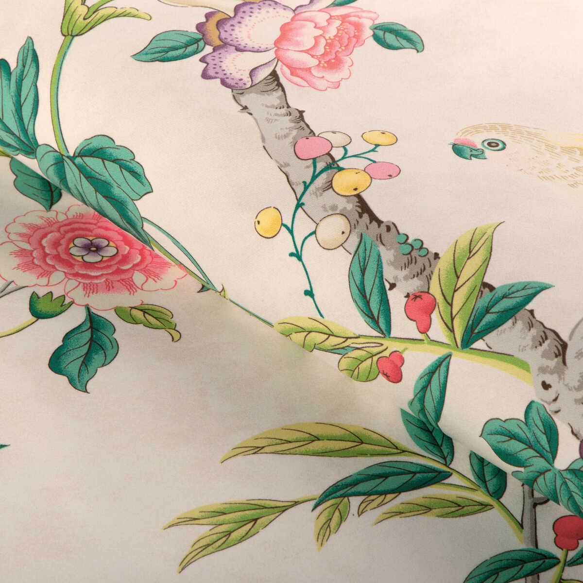 Kanchou Print - Multi - BRUNSCHWIG & FILS Fabric