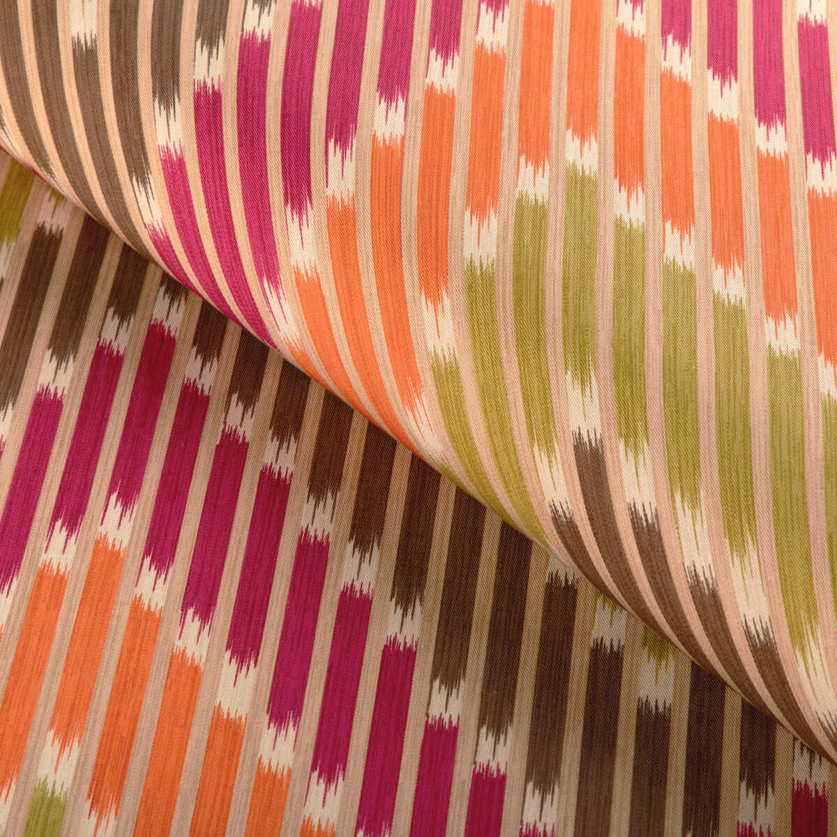 Cascade Print - Berry/Leaf - BRUNSCHWIG & FILS Fabric