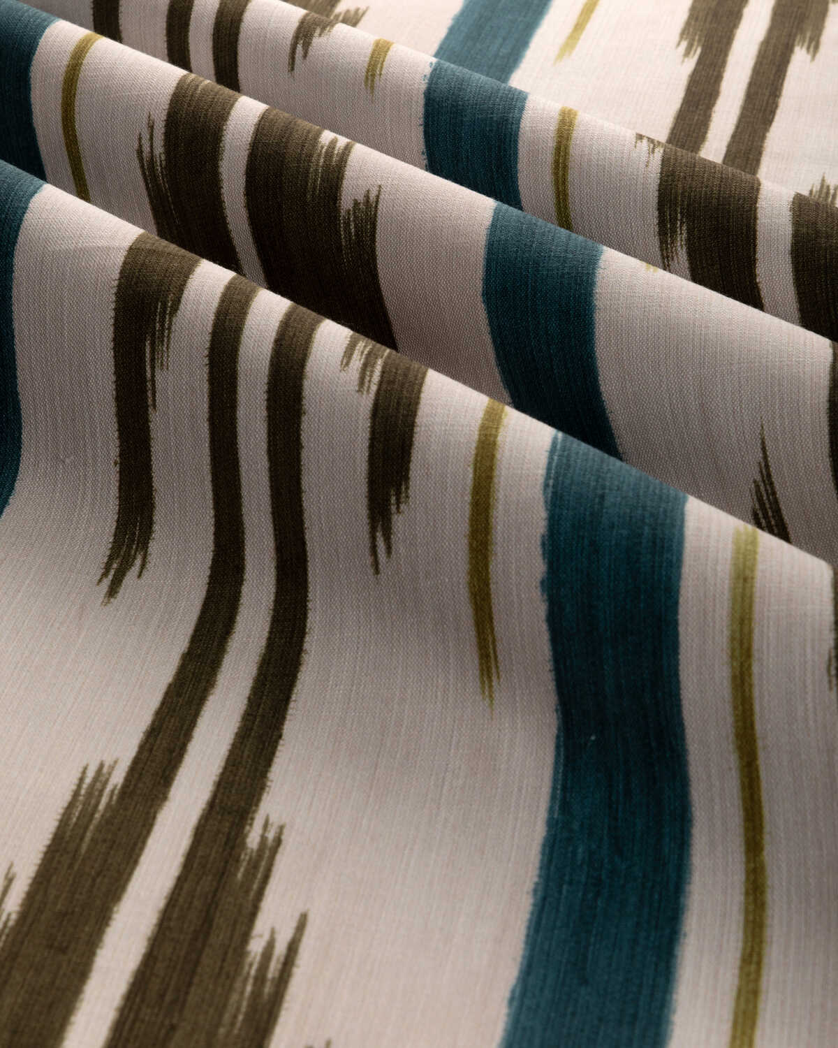 Le Mistral Print - Marine - BRUNSCHWIG & FILS Fabric