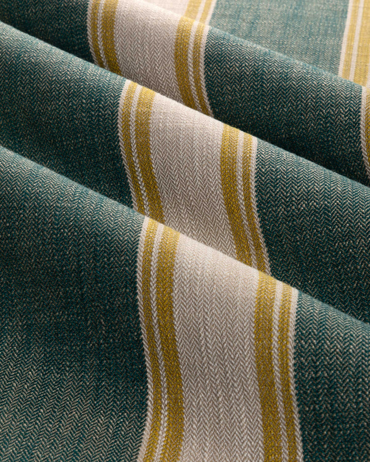 La Riviera Stripe - Marine - BRUNSCHWIG & FILS Fabric
