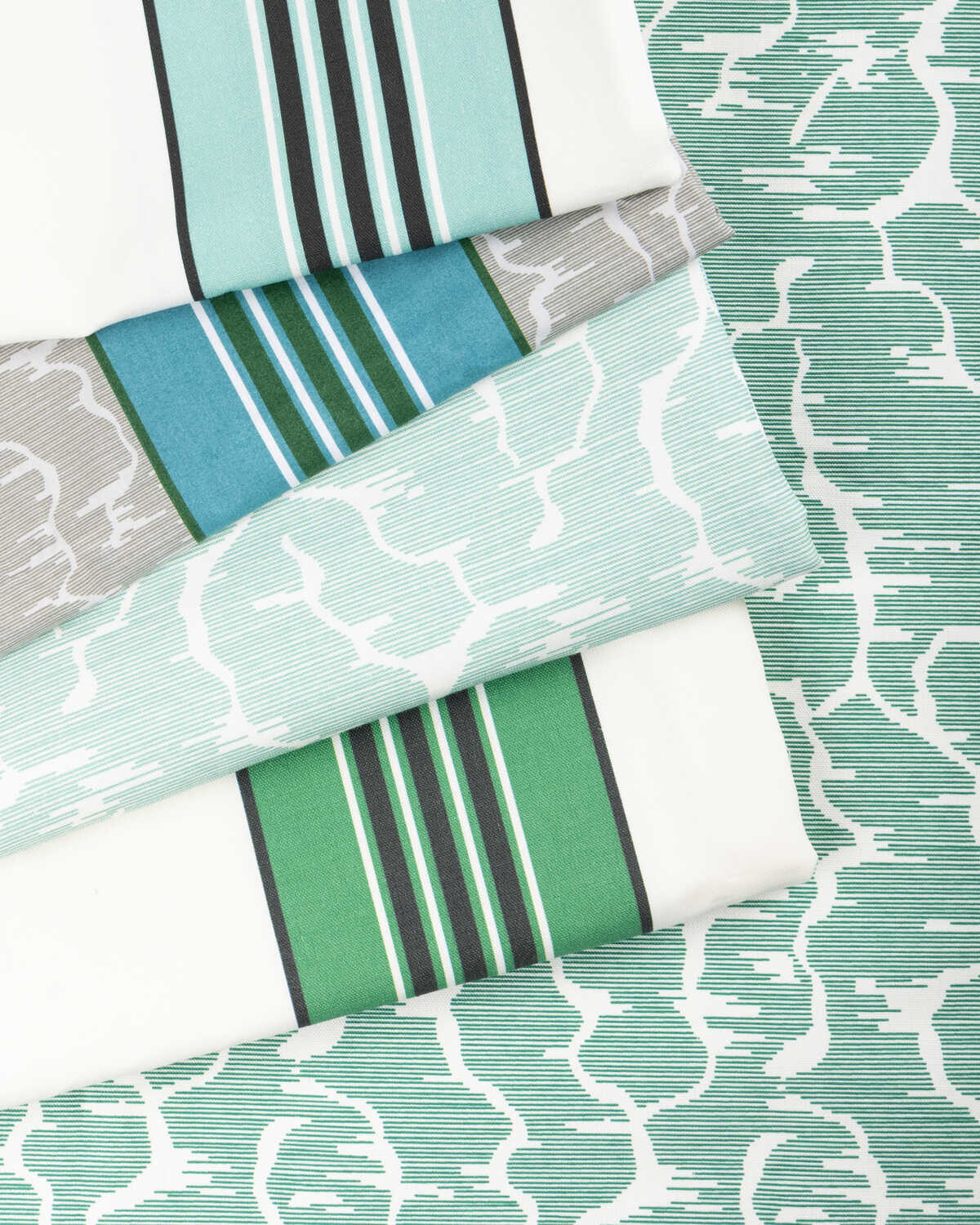 Leves - Aqua - BRUNSCHWIG & FILS Fabric