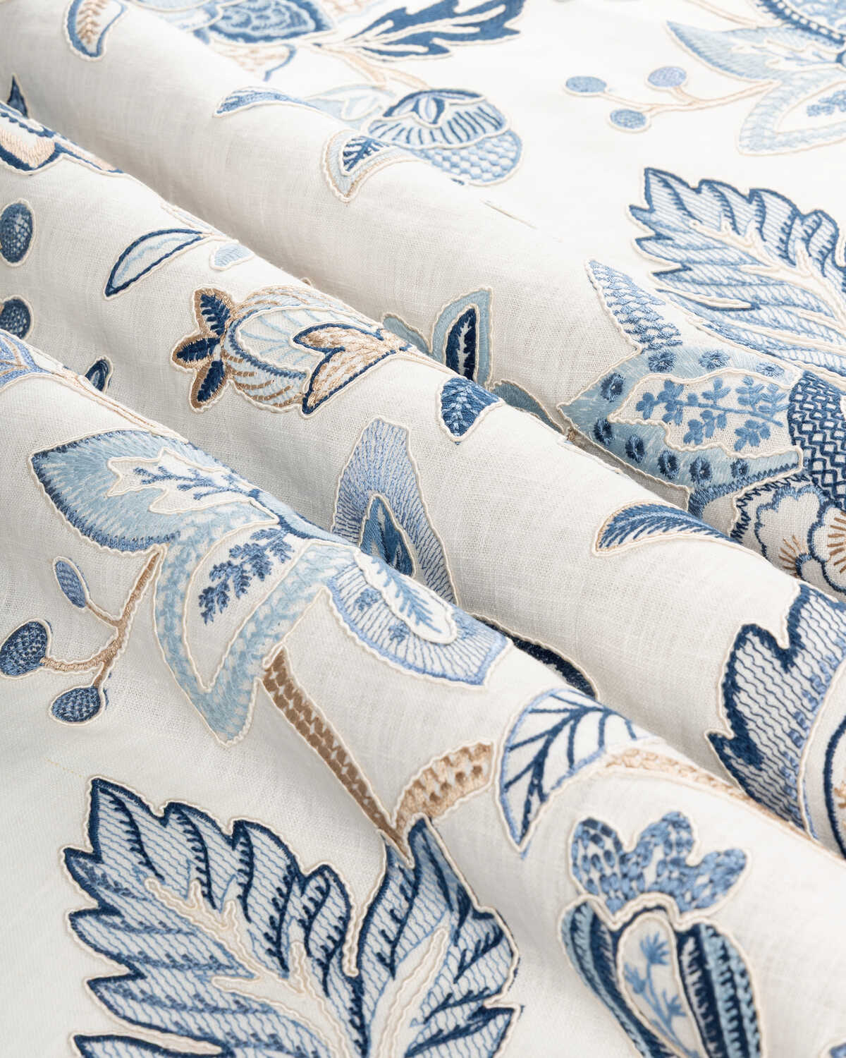 Sierre Emb - Blue - BRUNSCHWIG & FILS Tela
