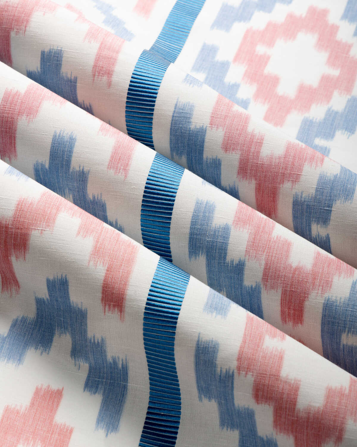 Sarlat Warp Print - Red/Blue - BRUNSCHWIG & FILS Fabric