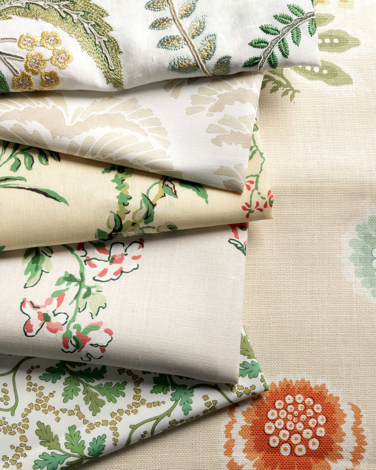 Genive Emb - Vert/Soleil - BRUNSCHWIG & FILS Fabric
