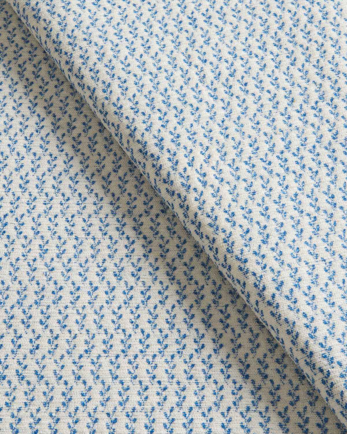 802610850 Entremont Weave Delft Brunschwig Fils Fabric - BRUNSCHWIG & FILS Fabric
