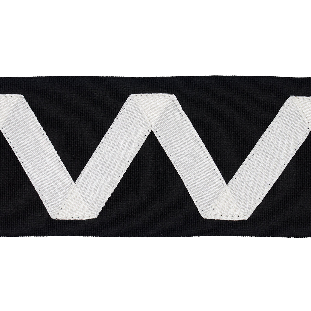 LEGERE-APPLIQU-TAPE-IVORY-ON-BLACK-SCHUMACHER-80871 - Schumacher Trim