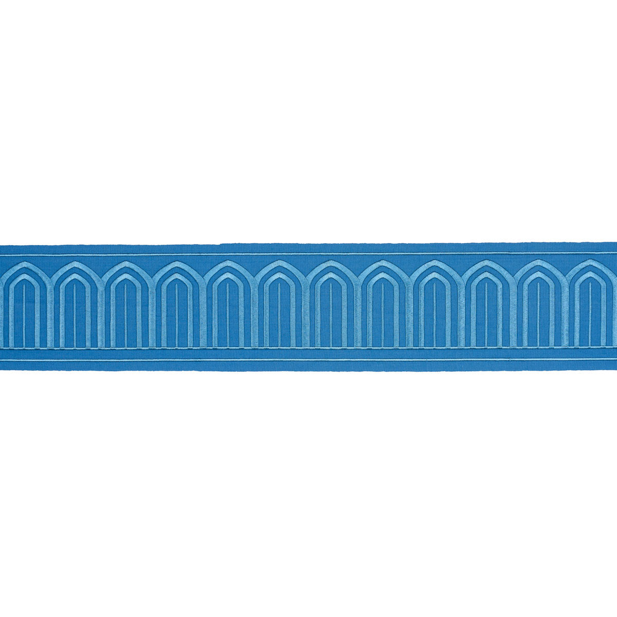 ARCHES-EMBROIDERED-TAPE-WIDE-TEAL-SCHUMACHER-81161 - Schumacher Recortar