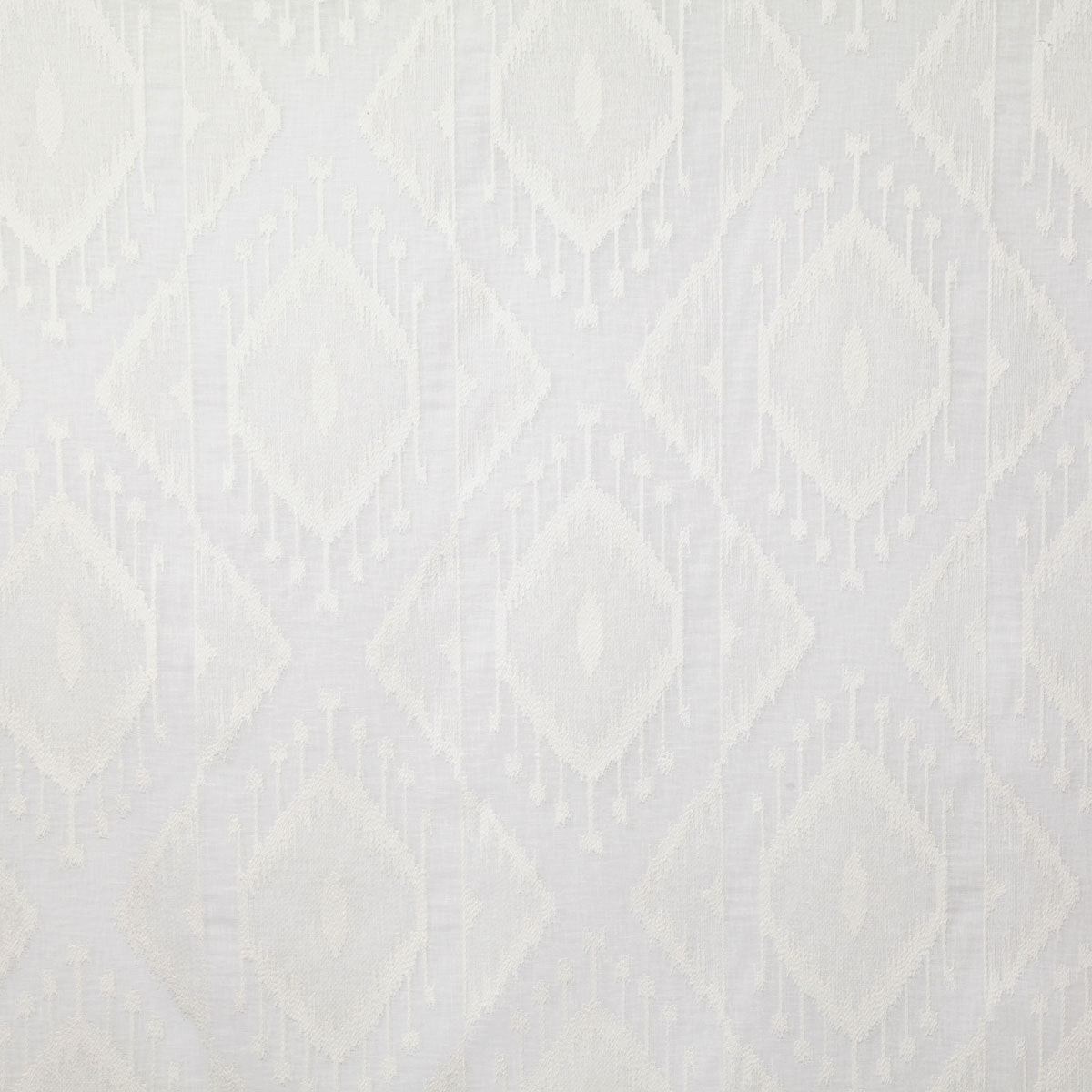 8116-gabriella-white-pindler - Pindler Fabric