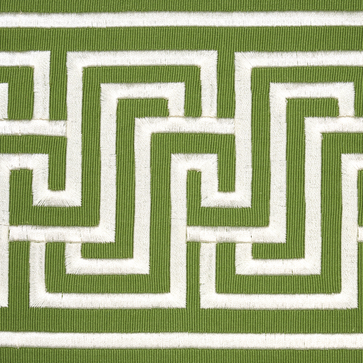 LABYRINTH-TAPE-GREEN-SCHUMACHER-81260 - Schumacher Trim