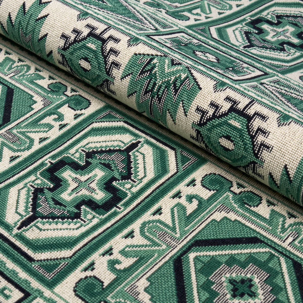 CROWLEY-PINGL-GREEN-SCHUMACHER-81331 - Schumacher Fabric